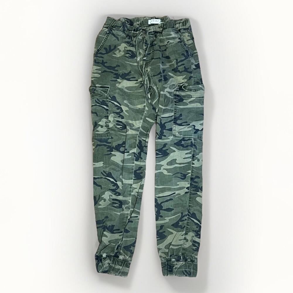 Vibrant M Camo Cargo Jogger Pants Men’s Size M Green Camouflage Drawstring USA